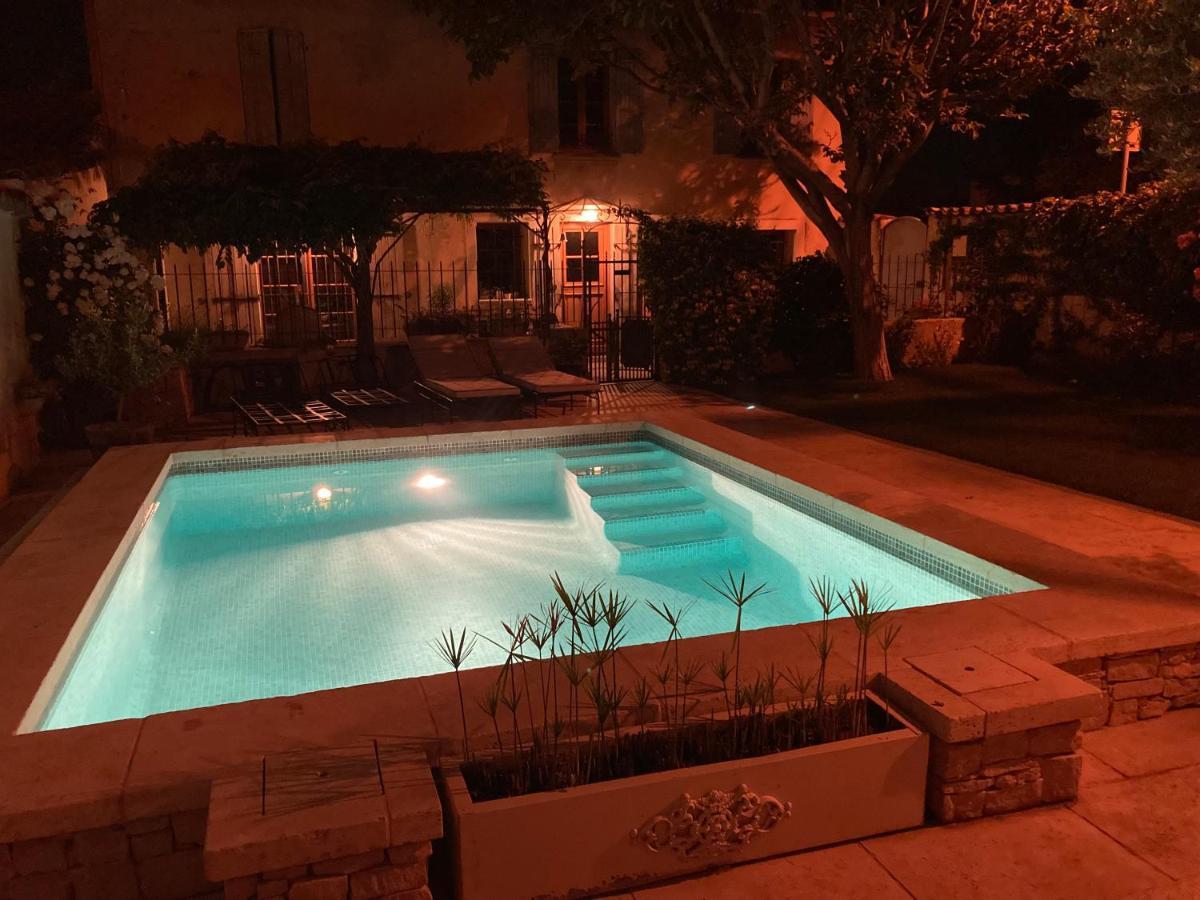 La Capucine Hotel Le Pontet  Luaran gambar